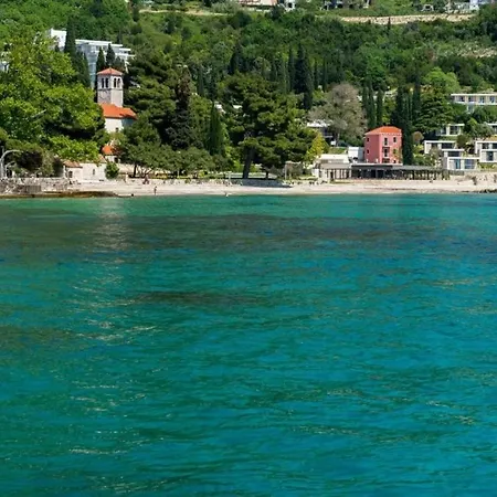Daniela - Double With Private External Bathroom And Patio Apartman